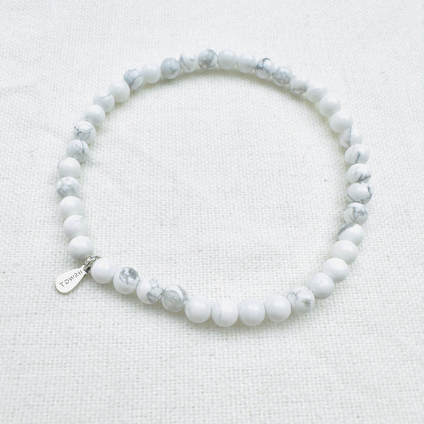 HOWLITE ENERGY BRACELET